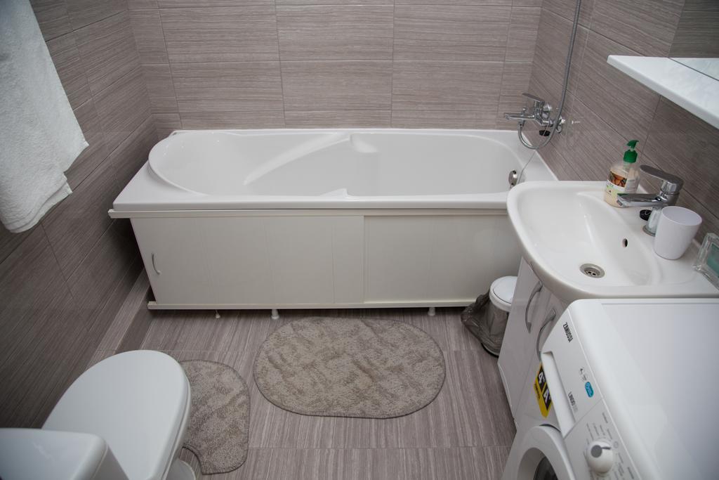 Flat2Let Apartamento Boryspilʼ Exterior foto